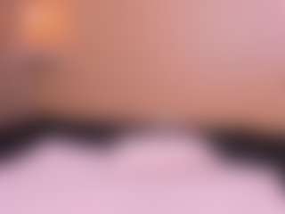 Live cam show with Cloe-adams - Small Tits Mature on xplaylive.com
