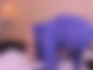Live cam show with Cloe-adams - Butt Plug on xplaylive.com