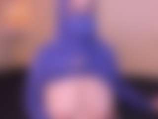 Cloe-adams's Live Sex Cam Show