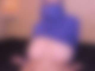 Cloe-adams MILF webcam performer live streaming