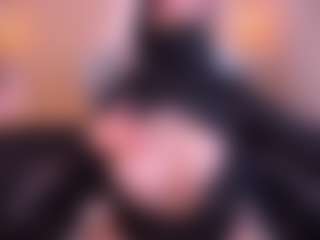 Live cam show with Cloe-adams - Big Tits Small Tits on Camsoda