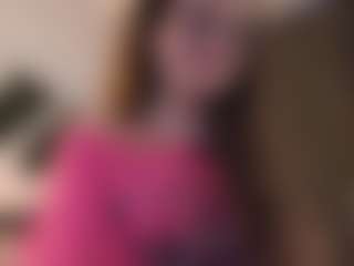 Live cam show with Sophie - Ice on Camming Site
