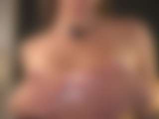 Live cam show with Sophie - Mistress on slutload