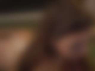 Live cam show with Sophie - Camel Toe on Camsoda