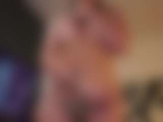 Live cam show with Sophie - Slap on StripNow