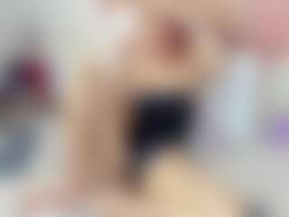 Live cam show with Nicole Angels - Red Hair on UwU Esports