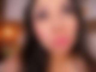 Live cam show with PerlaPreciosa - Facial on Camming Site