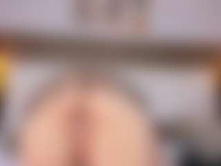 Live cam show with PerlaPreciosa - Mature on Cam Slut