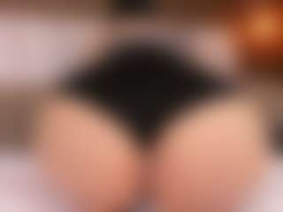 PerlaPreciosa MILF webcam performer live streaming