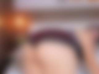 Live cam show with PerlaPreciosa - Body Massage on liverealitysex.com