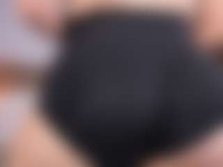 Live cam show with PerlaPreciosa - Normal on Cam Slut