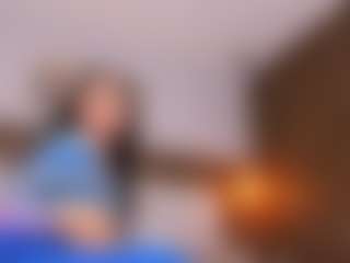 Live cam show with PerlaPreciosa - Body Massage on Camiplay Live