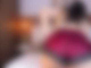 Live cam show with PerlaPreciosa - Facial on MyBangCams