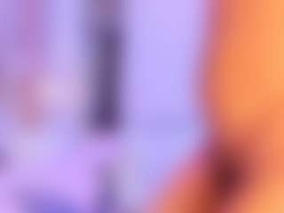 Live cam show with SalomeBenz - Teen (18+) on camtv