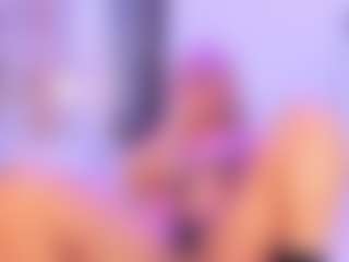 Live cam show with SalomeBenz - Cock Rating on UwU Esports