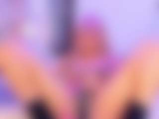 Live cam show with SalomeBenz - Fuck Machine on pussylord.com