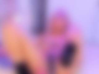 Live cam show with SalomeBenz - Sexy on Spunkpage