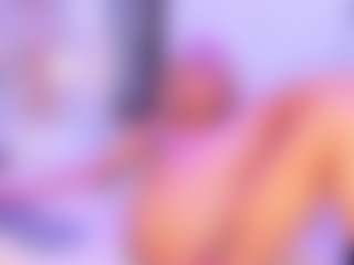 Live cam show with SalomeBenz - Role Play on Camming Site