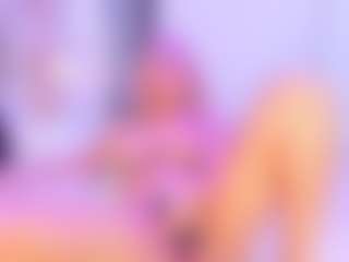 Live cam show with SalomeBenz - Full Nudity on Soda Cam