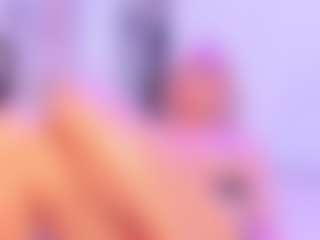 Live cam show with SalomeBenz - Cock Rating on Camsoda