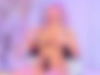 Live cam show with SalomeBenz - Horny on pussylord.com