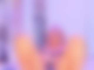 Live cam show with SalomeBenz - Dp on Free Soda