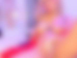 Live cam show with SalomeBenz - Fingers on Milfs Live