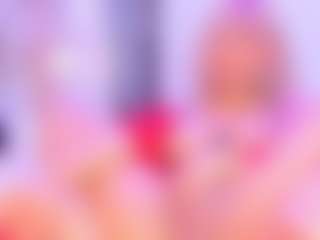 Live cam show with SalomeBenz - Oil on Pornisteam.com