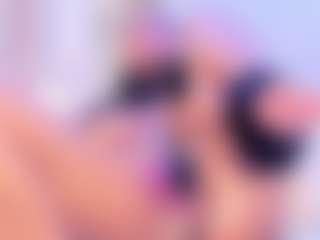 SalomeBenz's Live Sex Cam Show