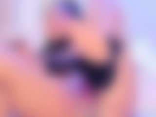 SalomeBenz's Live Sex Cam Show