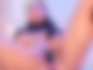 SalomeBenz's Live Sex Cam Show