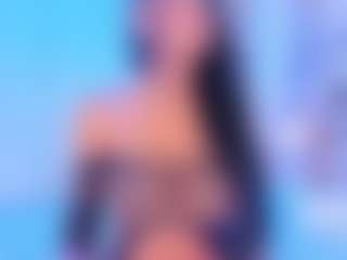 Live cam show with SalomeBenz - Oil on slutload