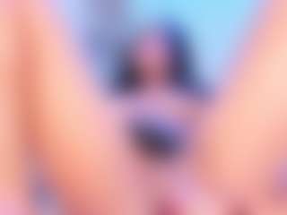 SalomeBenz's Live Sex Cam Show