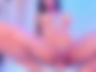 Live cam show with SalomeBenz - Tease on Camsoda