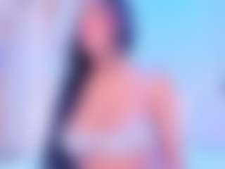 Live cam show with SalomeBenz - Full Nudity on madthumbs