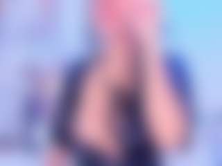 Live cam show with SalomeBenz - Teen (18+) on Camsoda