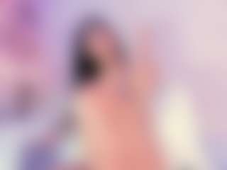 Live cam show with SalomeBenz - Blowjob on Soda Cam