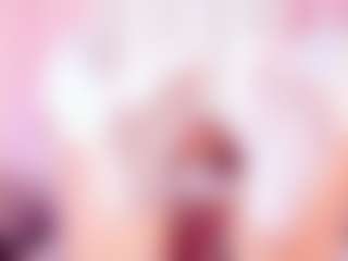 Live cam show with SalomeBenz - Shaved Pussy on Camsoda