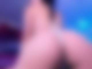 Live cam show with zoeconnor19 - Longhair on CamSodaAdn
