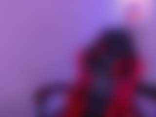 Live cam show with zoeconnor19 - Longhair on friskycurves.com
