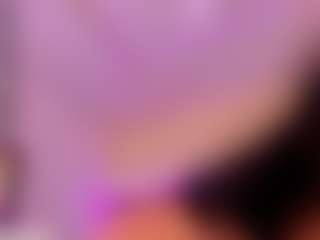 Live cam show with zoeconnor19 - Oil on Camsoda