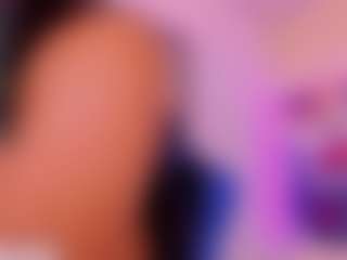 Live cam show with zoeconnor19 - Oil on Camsoda