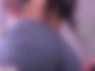 Live cam show with zoeconnor19 - Smoke on SpunkLive