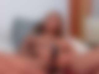 Live cam show with kinkyandsavage - Granny Squirt on CSO-WL
