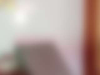 Live cam show with kinkyandsavage - Moaning on Pornisteam.com