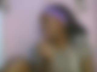 Live cam show with kisses - Body Massage on Latina Girls