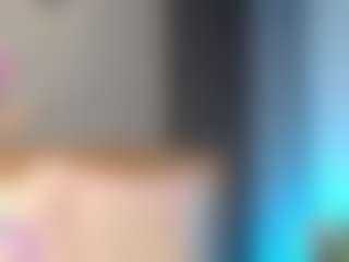 Live cam show with Elise Naughty - Shower on Instabang