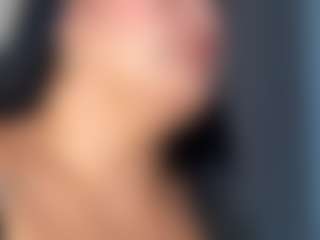 Live cam show with Elise Naughty - Sensual on sexylivex.com