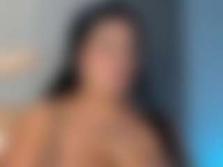Live cam show with Elise Naughty - Shower on Cam Slut