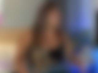 Live cam show with Elise Naughty - Saliva on livesuperchat.net